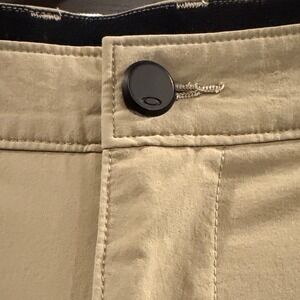 Oakley‎ Golf Pants Khaki Performance Straight Leg Mens 36x32